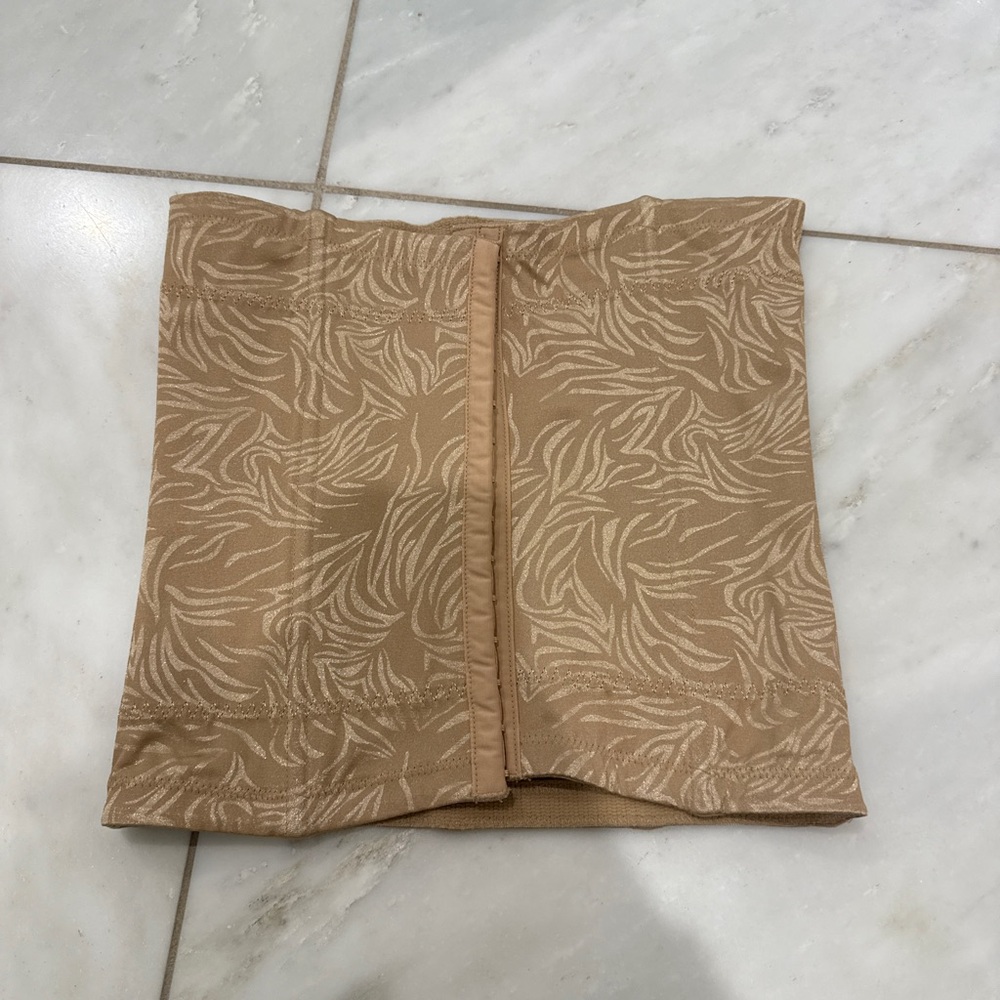 Maidenform Corset Tan